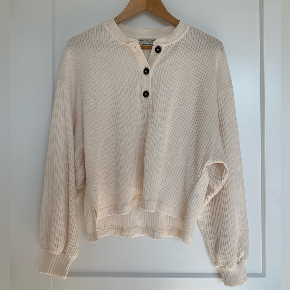 White urban outfitters crop sweater